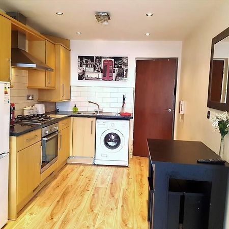 Comfortable Studio Flat Near Central London Exterior photo